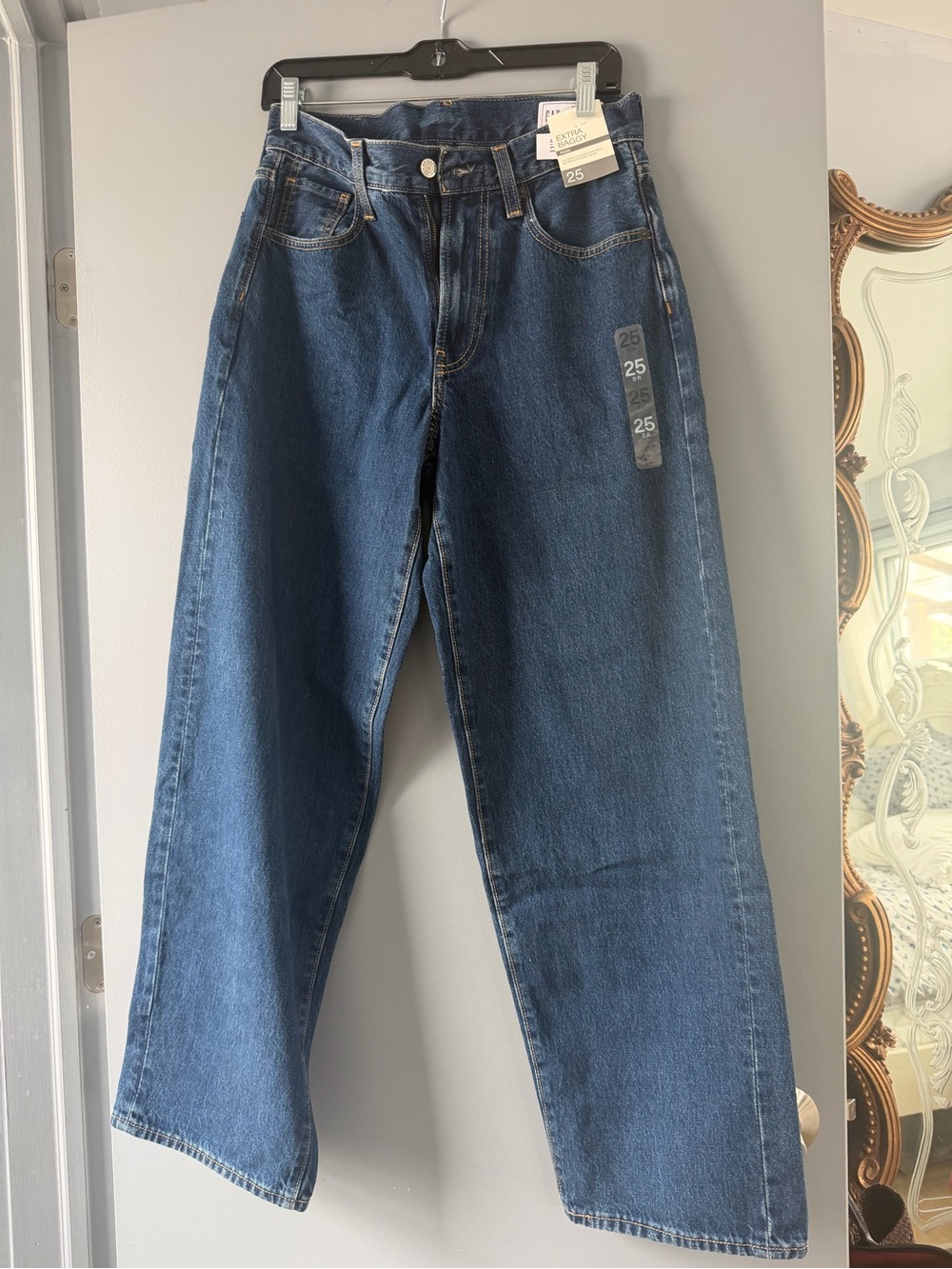 Hailey Bieber x Gap Extra Baggy Jeans Size 25